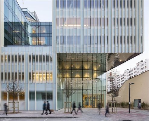 エネルギー効率の良いガラスカーテンウォールのファサードシステム